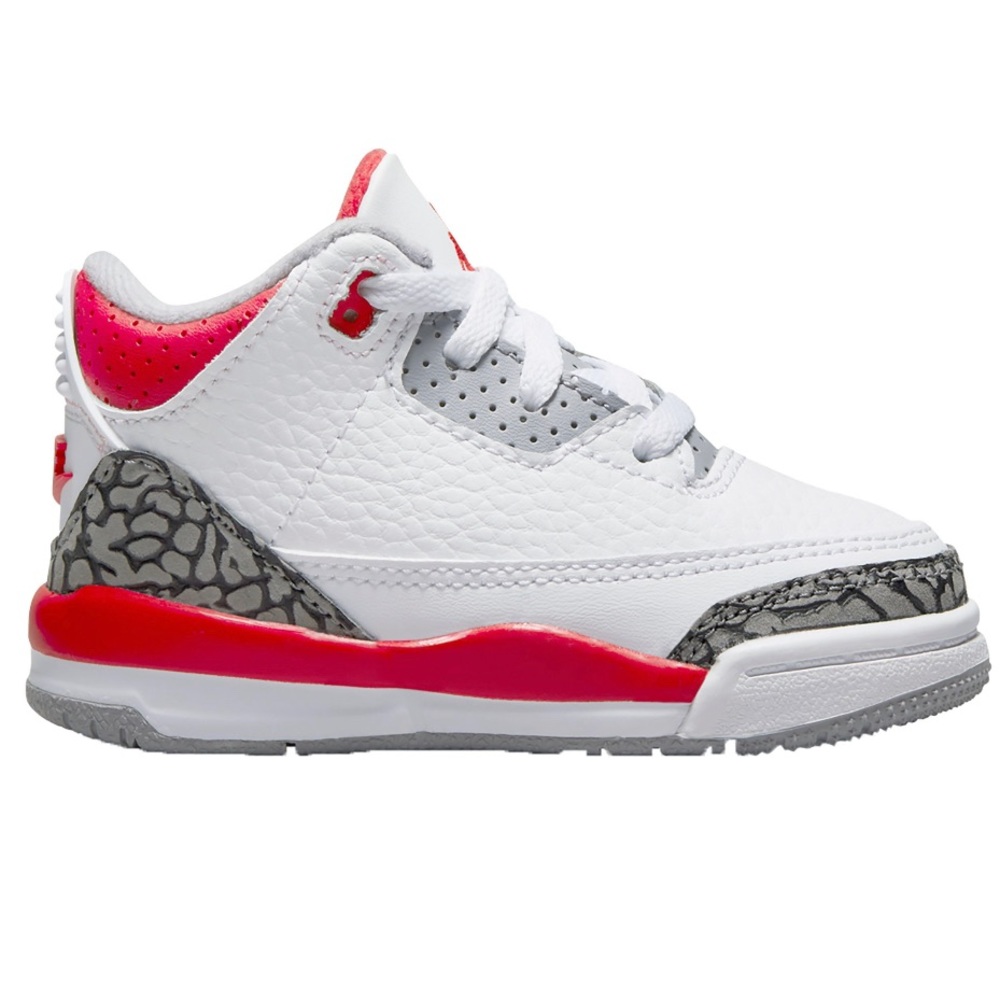 Toddler Air Jordan 3 Retro Basketball Shoes!  Style your little price with these